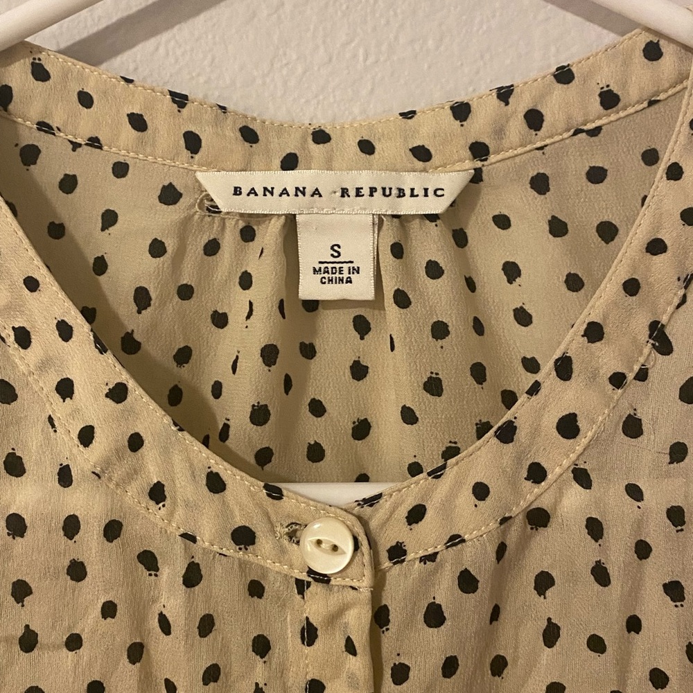 Animal print silk Banana Republic blouse 🐆